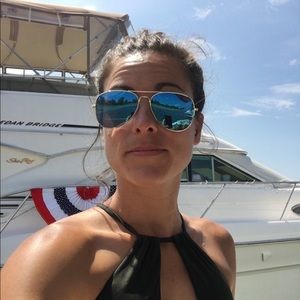 Meet your Posher, Breanne